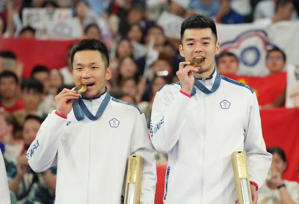 恭喜李洋和王齊麟在2024年奧運會再次奪得羽毛球金牌！